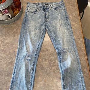 American Eagle men’s jeans.